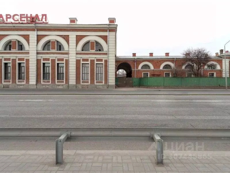 Торговая площадь в Санкт-Петербург ул. Комсомола, 2 (746 м) - Фото 0