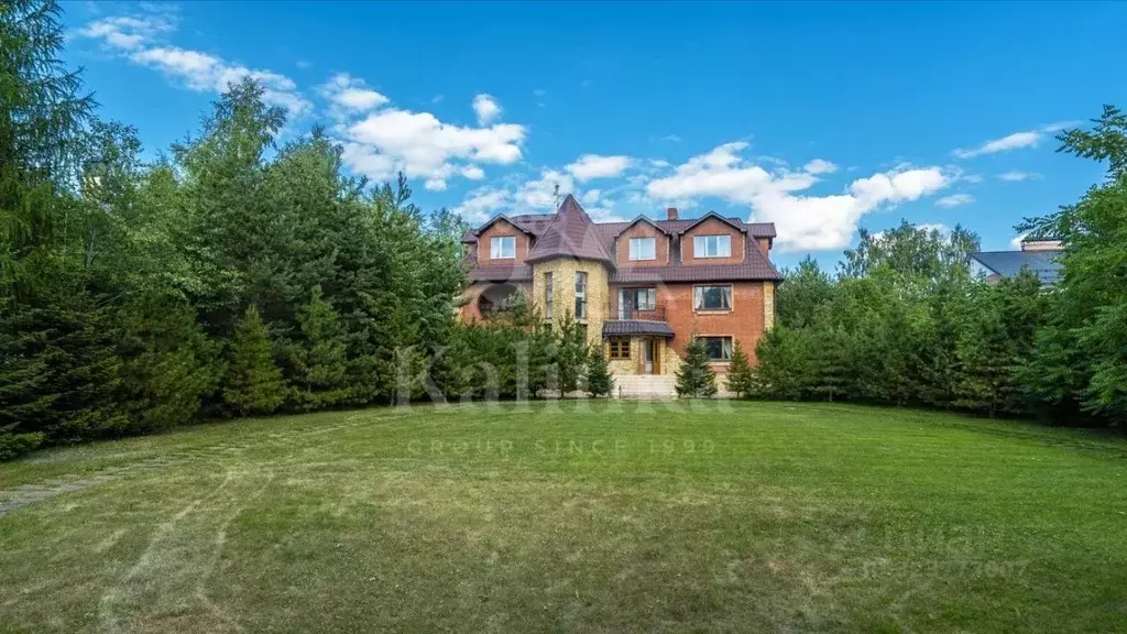 Дом в Московская область, Красногорск ул. Прибрежная (400 м) - Фото 1