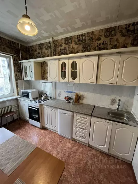 4-к кв. Астраханская область, Астрахань ул. Сен-Симона, 42к2 (100.0 м) - Фото 0