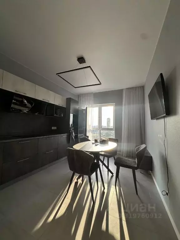 2-к кв. Москва Красноказарменная ул., 14Ак1 (70.0 м) - Фото 0