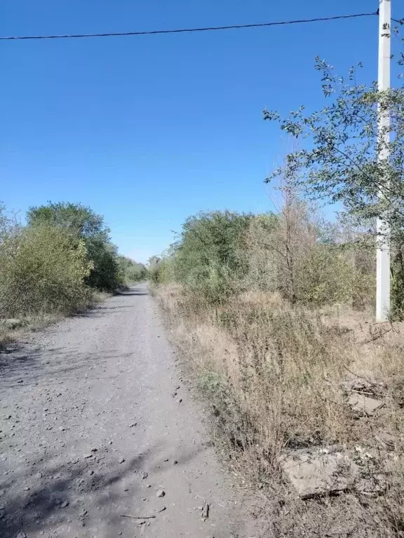 Участок в Ростовская область, Новочеркасск Харьковская ул. (28.54 ... - Фото 1