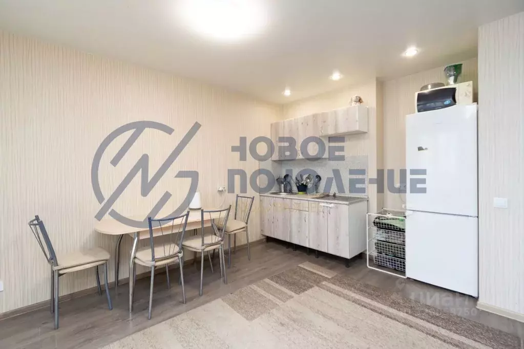 Студия Омская область, Омск ул. Крупской, 13/4 (37.1 м) - Фото 2