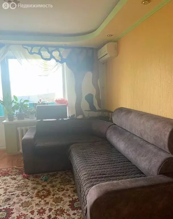 3-комнатная квартира: Волгодонск, улица Ленина, 93 (52 м) - Фото 1