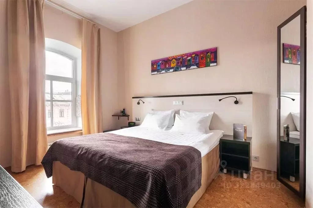 Комната Санкт-Петербург Невский просп., 69 - Фото 1