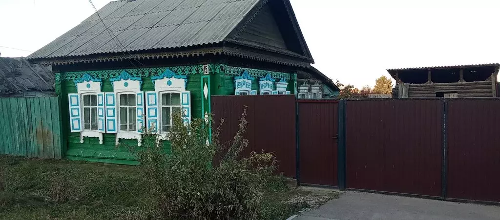 Дом в Усолье-Сибирское, улица Ленина, 15 (49 м) - Фото 1