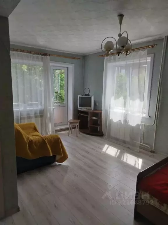 1-к кв. Иркутская область, Иркутск Сибирская ул., 38 (30.0 м) - Фото 1