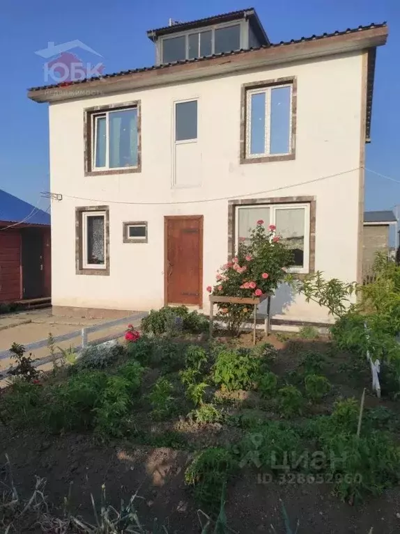 Дом в Крым, Сакский район, с. Суворовское ул. Шевченко, 22 (150 м) - Фото 1