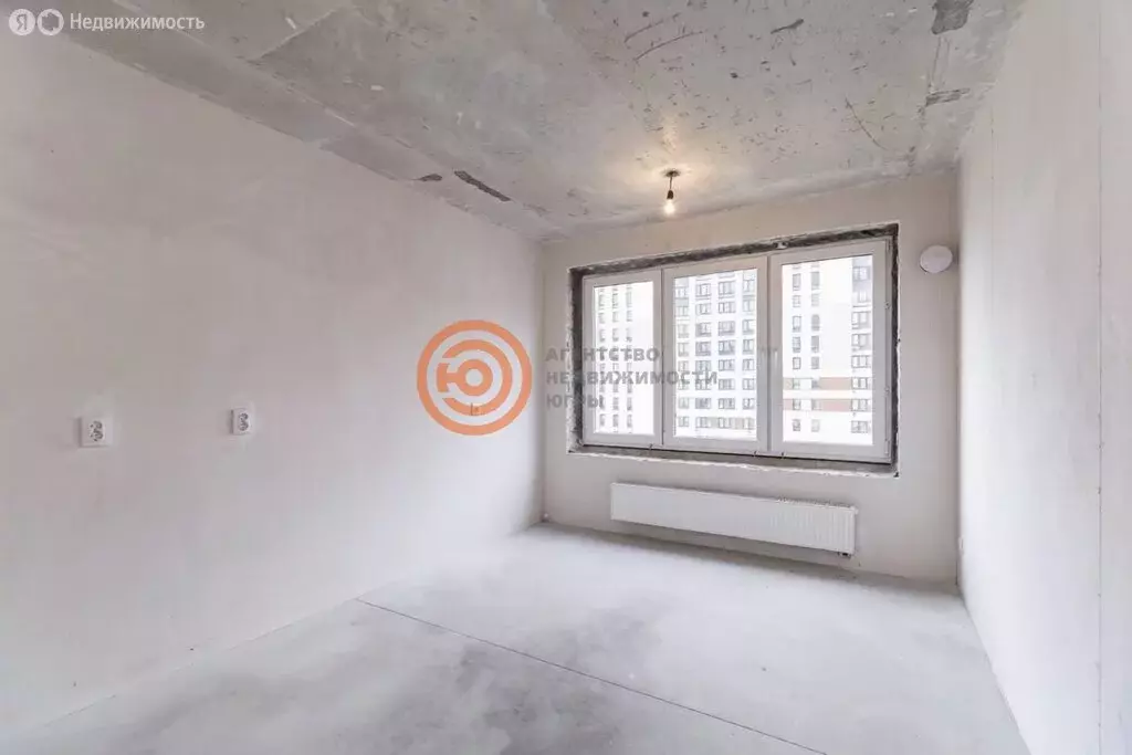 1-комнатная квартира: Тюмень, улица 50 лет Октября, 57Бк2 (37.2 м) - Фото 1