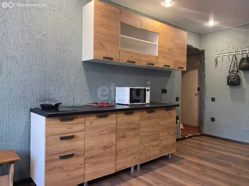 Квартира-студия: Тюмень, улица Республики, 248 (19 м) - Фото 2