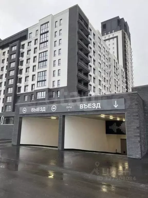 Гараж в Тюменская область, Тюмень ул. Разведчика Кузнецова, 16 (13 м) - Фото 1