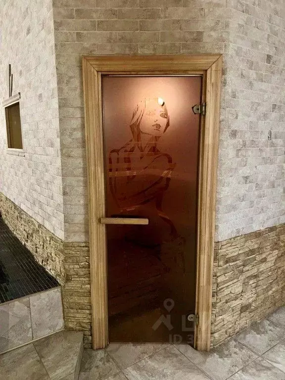 Комната Омская область, Омск ул. 5-я Кордная, 63В (10.0 м) - Фото 0