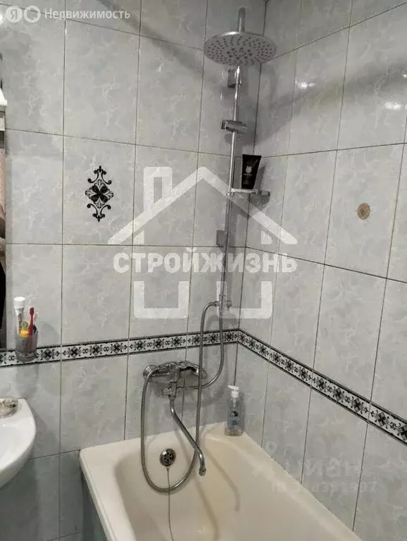 2-комнатная квартира: Екатеринбург, Волгоградская улица, 184 (47.4 м) - Фото 1