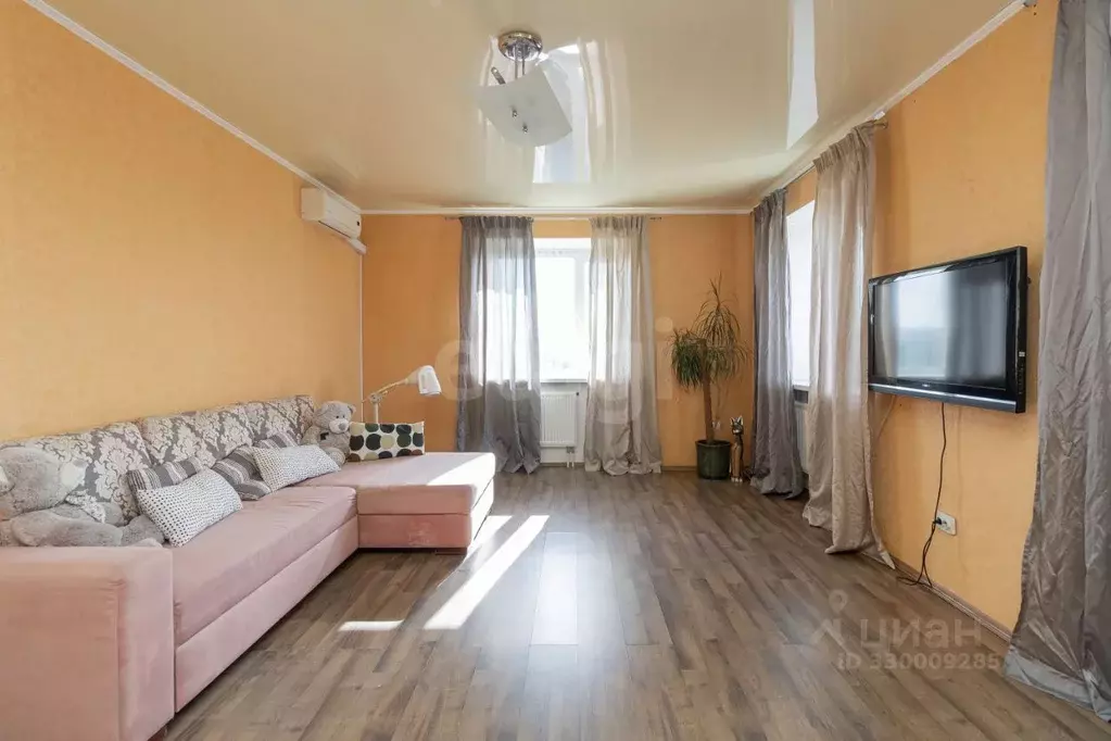 1-к кв. Тюменская область, Тюмень Первомайская ул., 60к1 (55.6 м) - Фото 1