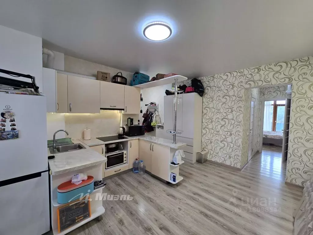 2-к кв. Севастополь проезд Рубежный, 28 (66.8 м) - Фото 0