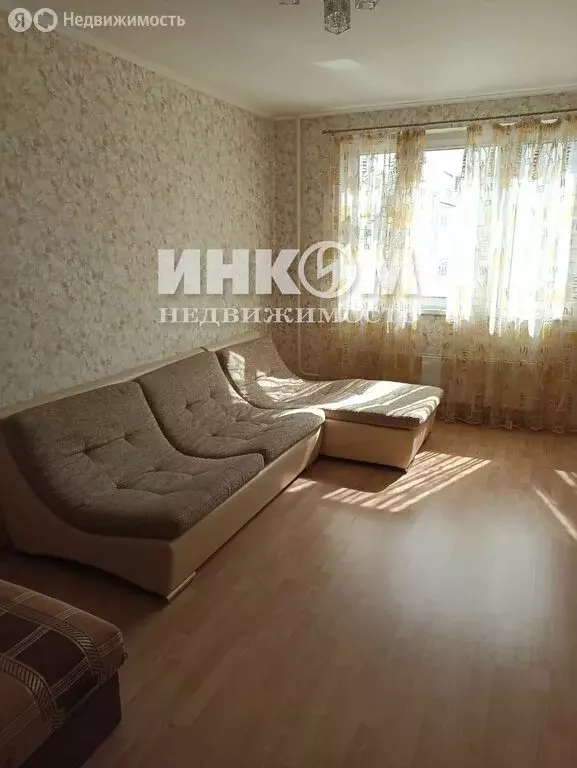 3-комнатная квартира: посёлок городского типа Боброво, Крымская улица, ... - Фото 1