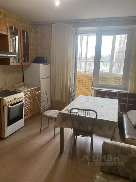 2-к кв. Московская область, Химки Планерная мкр, 19 (64.0 м) - Фото 1