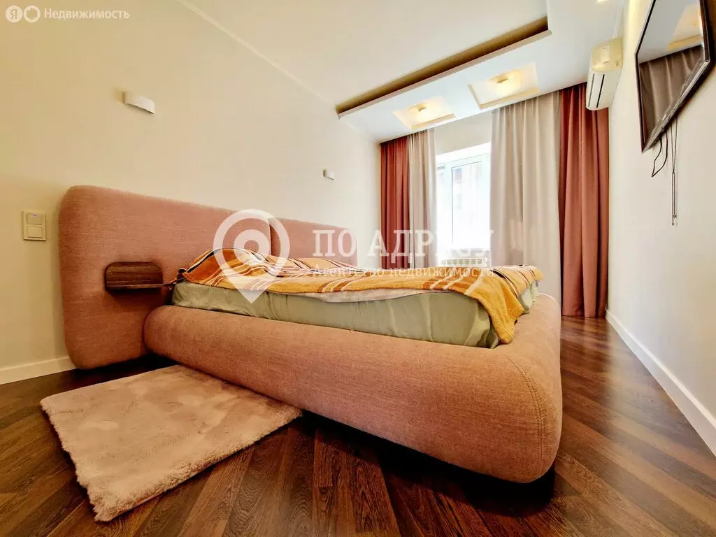 3-комнатная квартира: Саратов, Ульяновская улица, 42 (120 м) - Фото 0