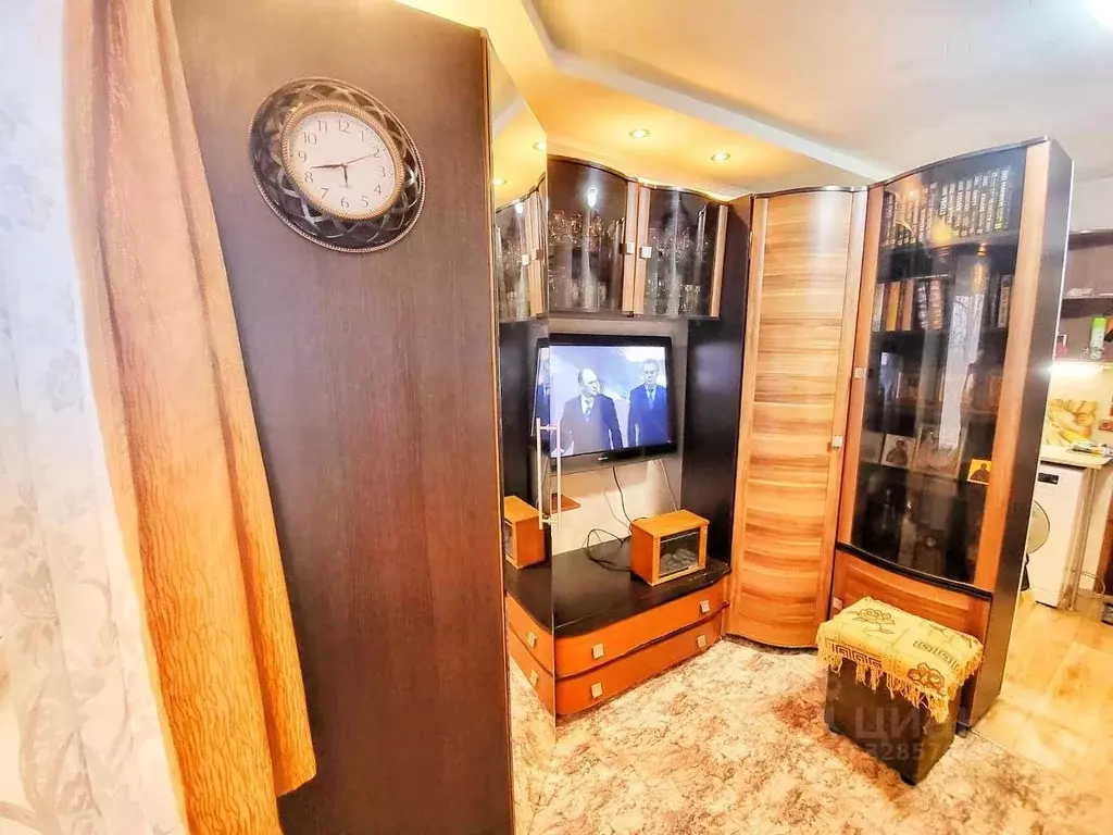 Комната Омская область, Омск ул. Лукашевича, 8А (15.0 м) - Фото 2