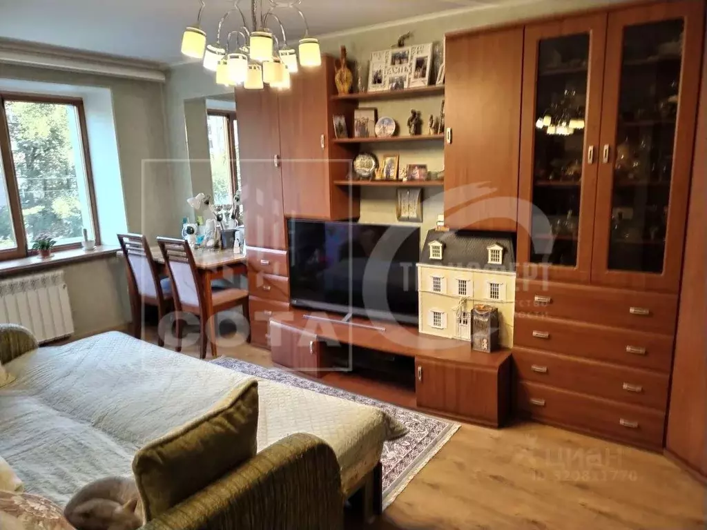 3-к кв. Воронежская область, Воронеж ул. Хользунова, 33 (55.8 м) - Фото 0