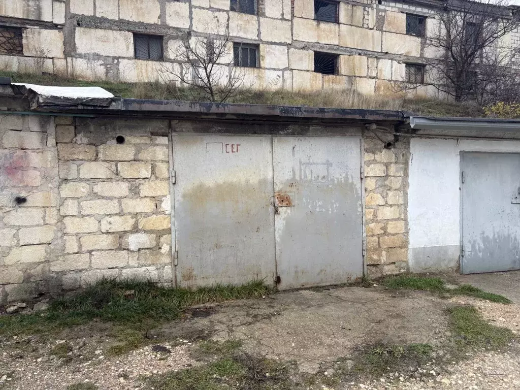 Гараж в Севастополь пос. Любимовка,  (18 м) - Фото 2