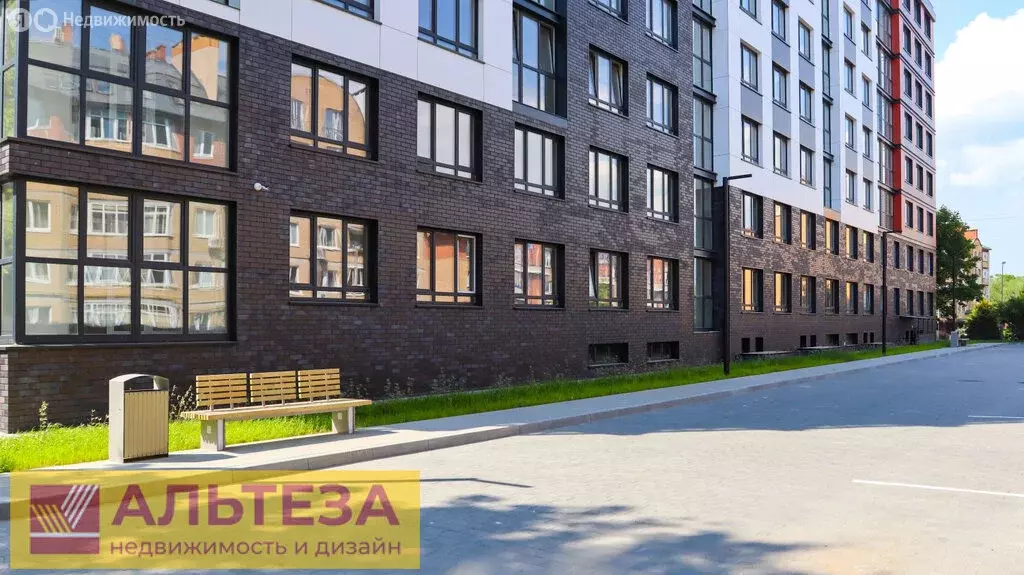 3-комнатная квартира: Калининград, улица Горького, 98 (94.76 м) - Фото 1
