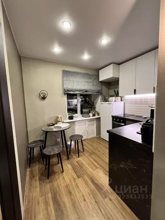 1-к кв. Новосибирская область, Новосибирск Танковая ул., 45/3 (30.0 м) - Фото 2