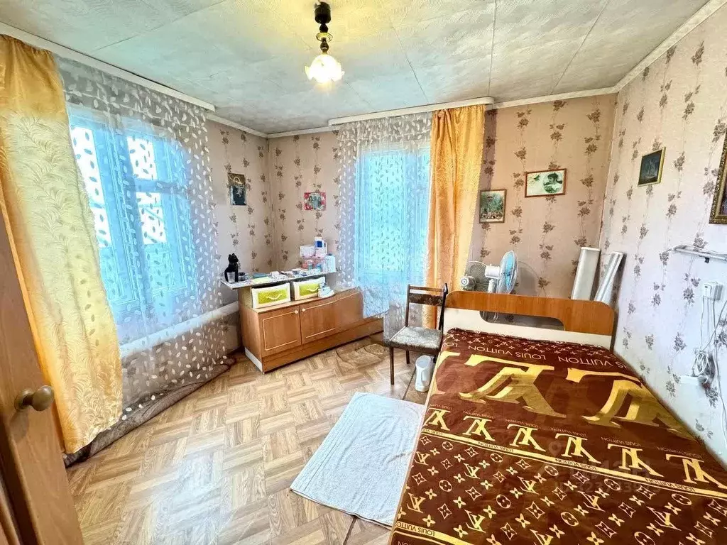 Дом в Свердловская область, Тугулымский муниципальный округ, пос. ... - Фото 1