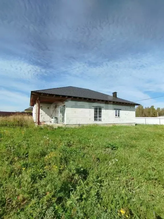 Дом в Калужская область, Жуковский муниципальный округ, Корсаково ... - Фото 1