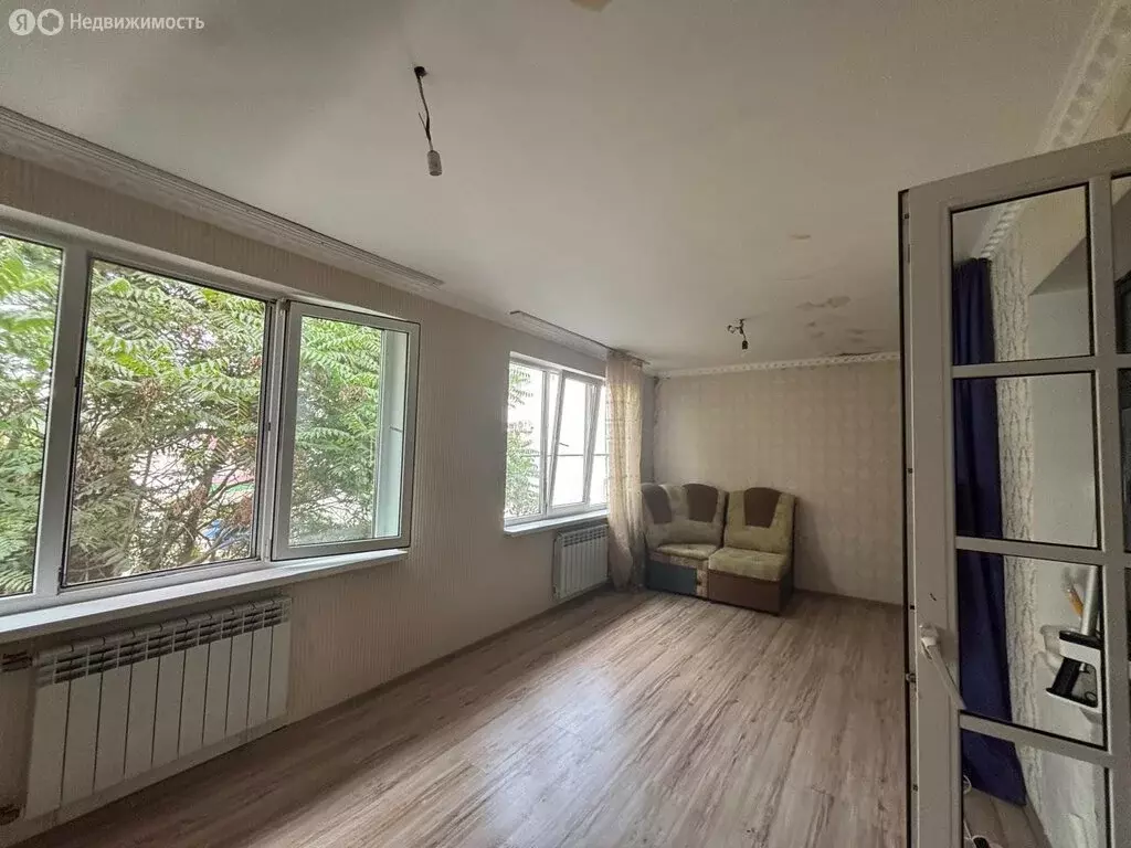 3-комнатная квартира: Нальчик, улица Пачева, 19к1 (72.7 м) - Фото 0