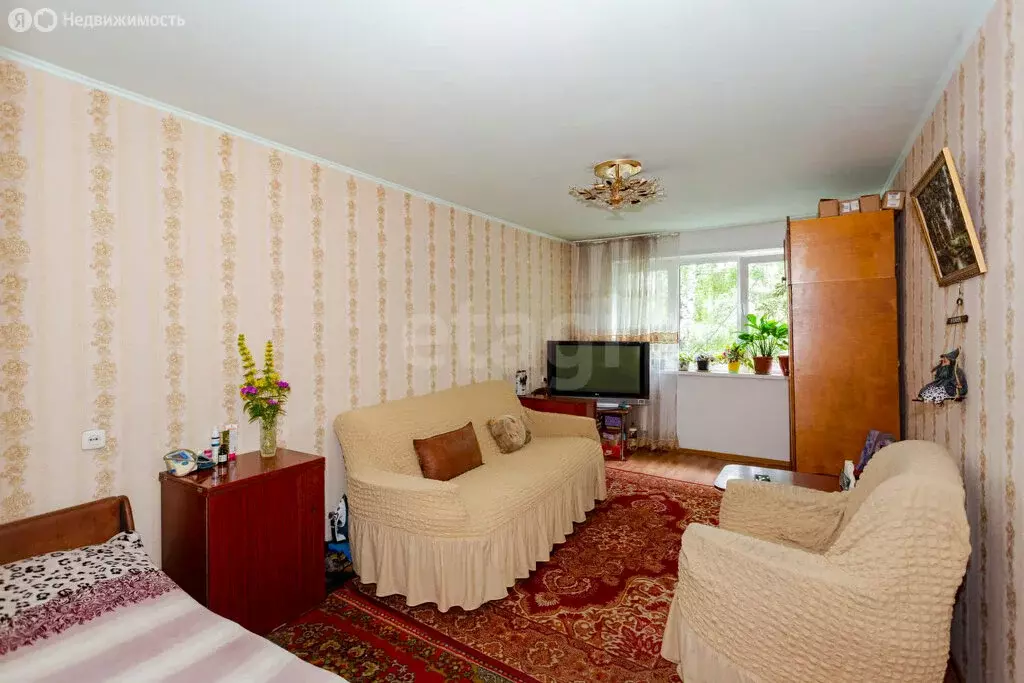 2-комнатная квартира: Новокузнецк, улица Тольятти, 2 (48.2 м) - Фото 0