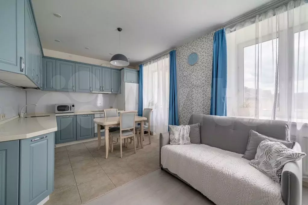1-к. квартира, 50,5 м, 4/4 эт. - Фото 1