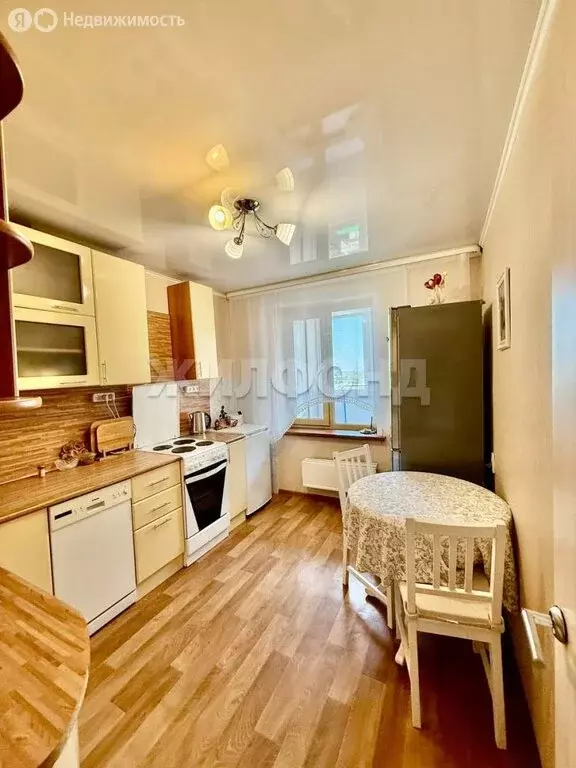 2-комнатная квартира: Тольятти, улица Автостроителей, 7 (43.4 м) - Фото 0