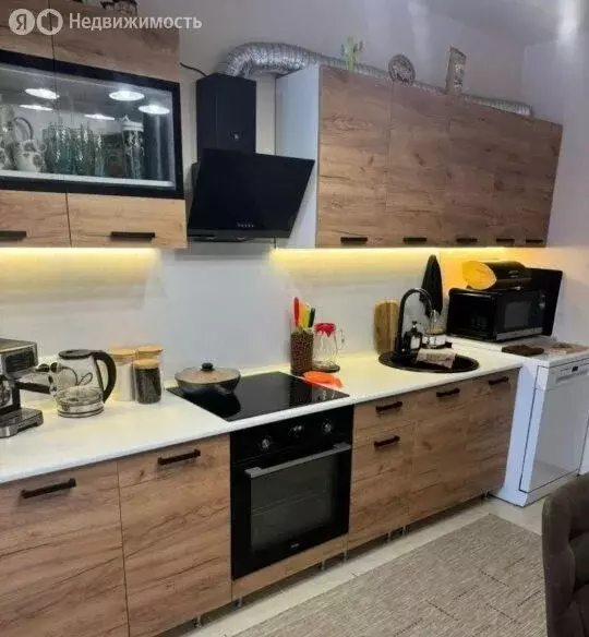 2-комнатная квартира: Ростов-на-Дону, улица Дмитрия Петрова, 8 (55 м) - Фото 0