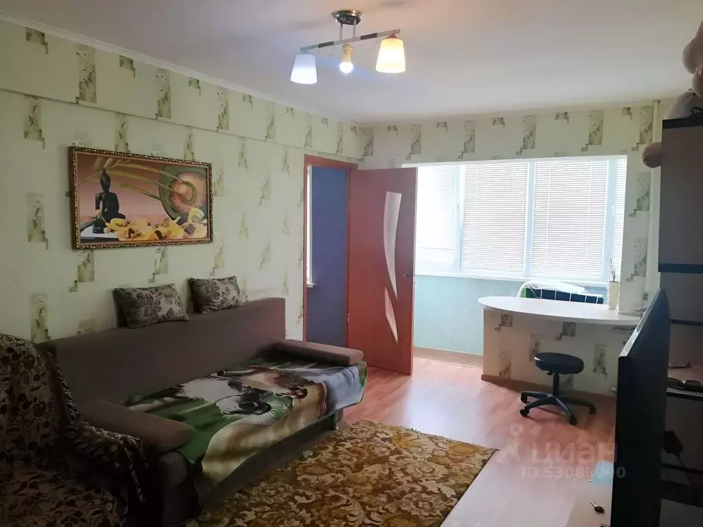 3-к кв. Орловская область, Мценск ул. Тургенева, 98 (55.0 м) - Фото 0