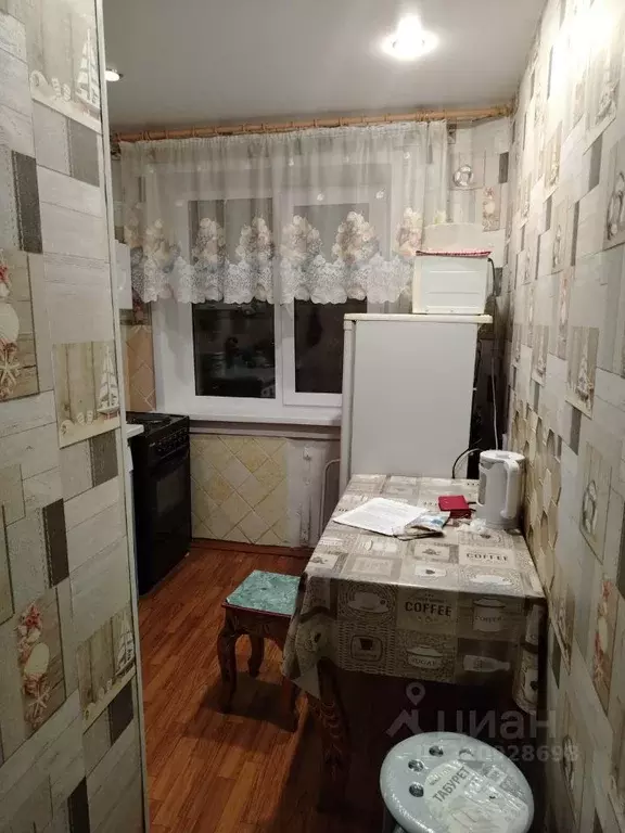 2-к кв. Иркутская область, Усть-Илимск ул. Романтиков, 11 (48.0 м) - Фото 2