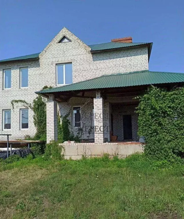 Дом в Белгородская область, Старый Оскол Абрикосовая ул. (220 м) - Фото 1