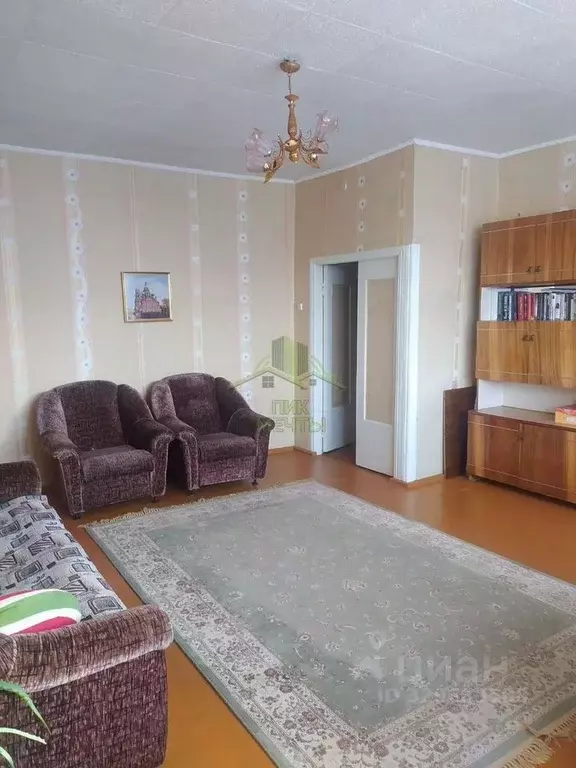 Дом в Бурятия, Улан-Удэ Тепличный мкр, 22-й кв-л,  (230 м) - Фото 1