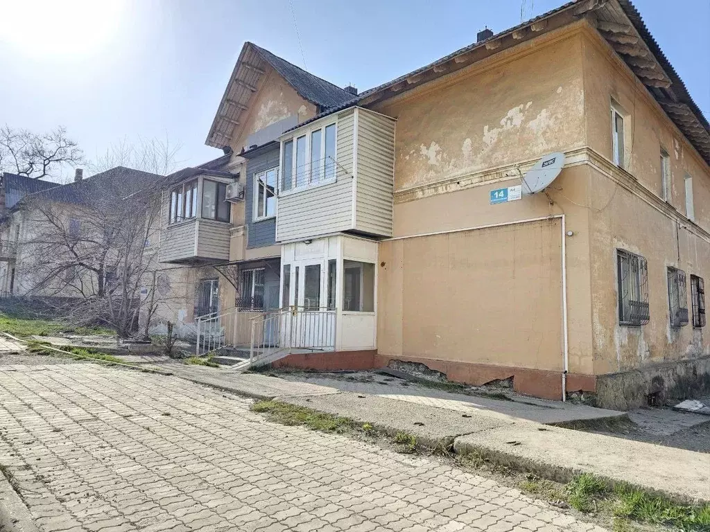 3-к кв. Приморский край, Находка Комсомольская ул., 14 (61.7 м) - Фото 1