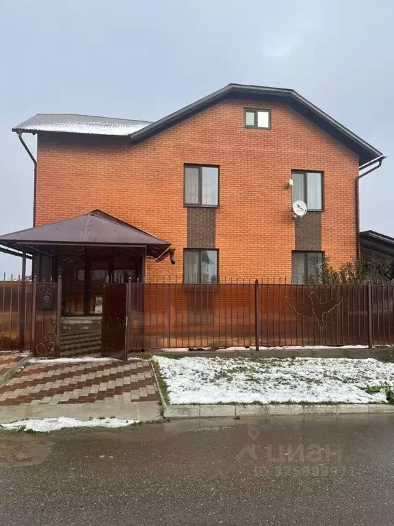 Дом в Татарстан, Верхнеуслонский район, Набережно-Морквашское с/пос, ... - Фото 1