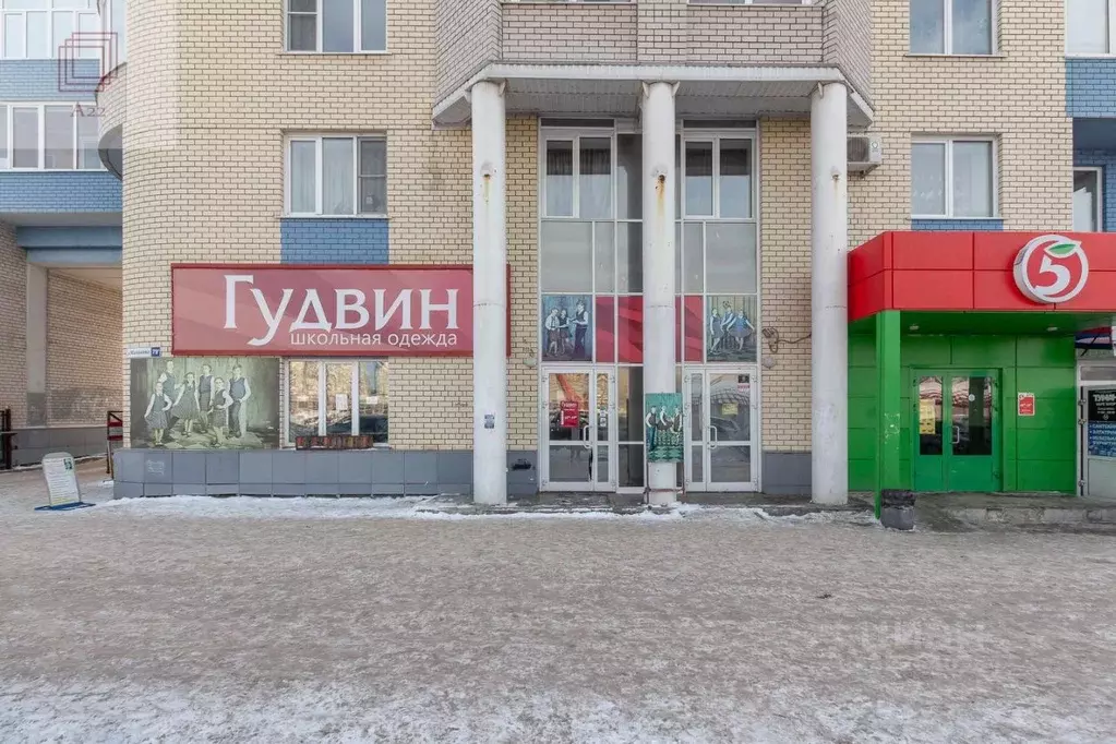 Торговая площадь в Алтайский край, Барнаул ул. Малахова, 79Ак1 (65 м) - Фото 1