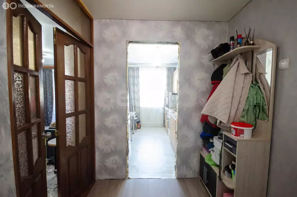 2-комнатная квартира: Ялуторовск, Заводская улица, 2 (48.4 м) - Фото 2