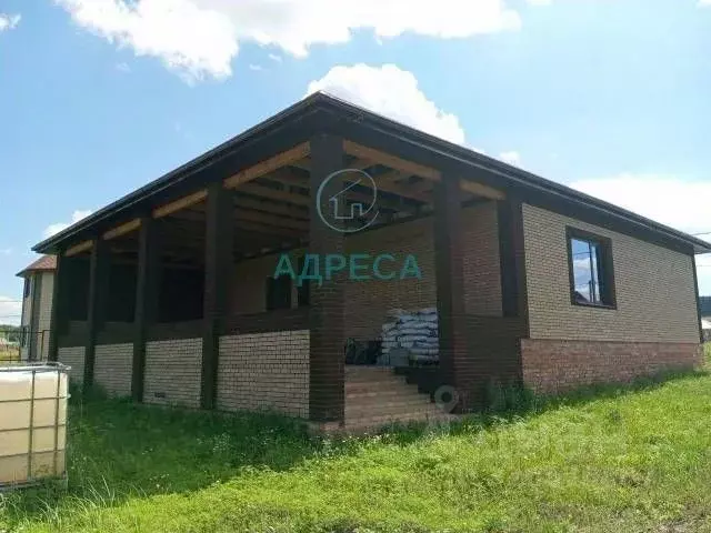 Дом в Белгородская область, Чернянский район, Русскохаланское с/пос, ... - Фото 1