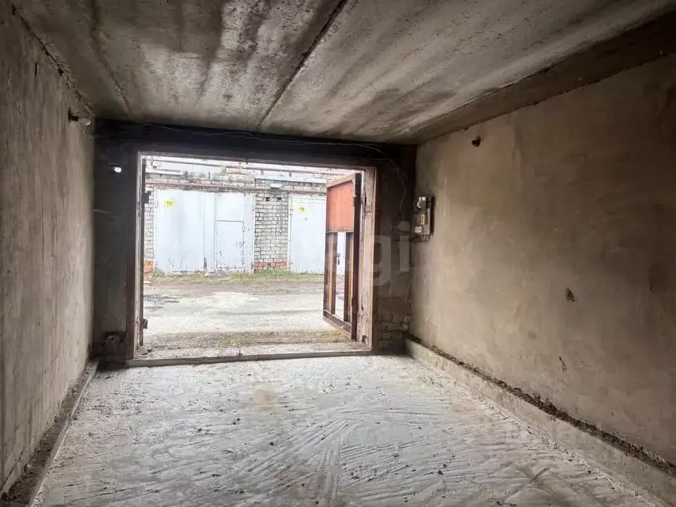 Гараж в Тюменская область, Тюмень ул. Ветеранов Труда, 38 (28 м) - Фото 1