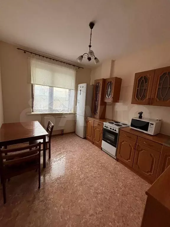 2-к. квартира, 56 м, 8/18 эт. - Фото 0