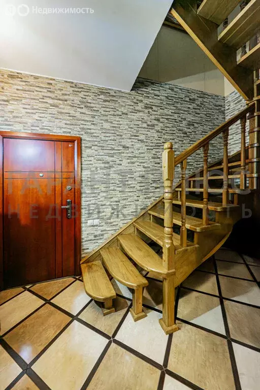 Дом в Кузьминские Отвержки, Крестьянская улица, 10 (238.6 м) - Фото 1