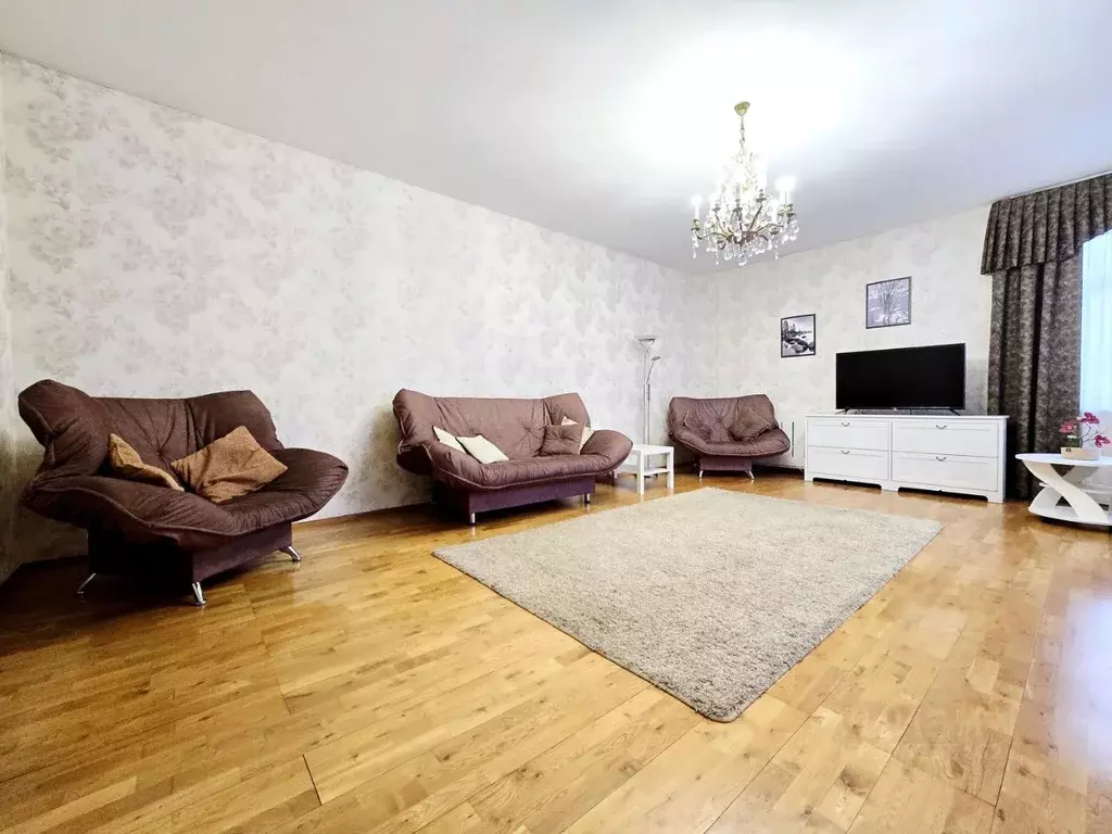 3-к кв. Нижегородская область, Нижний Новгород ул. Минина, 43А (118.0 ... - Фото 2