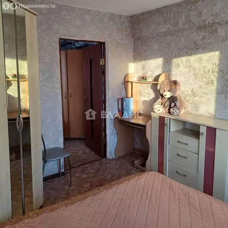 4-комнатная квартира: Свободный, улица Малиновского, 65 (58.7 м) - Фото 1