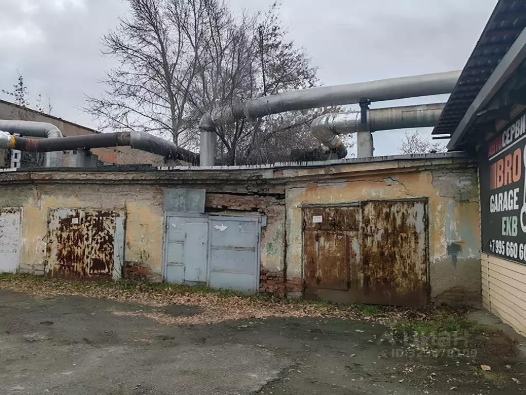 Гараж в Свердловская область, Екатеринбург ул. Альпинистов, 38 (90 м) - Фото 1