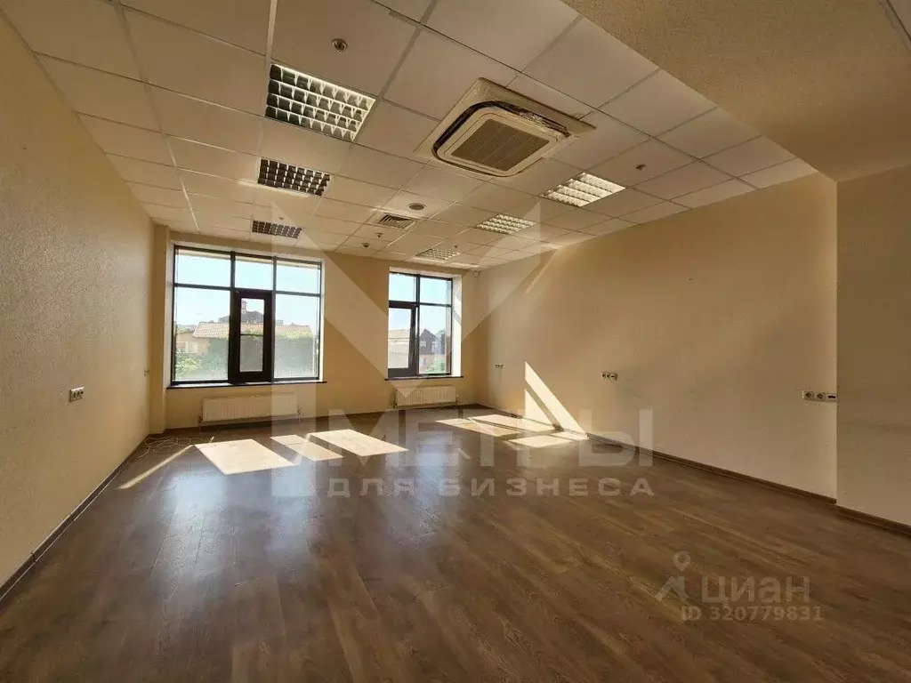 Офис в Краснодарский край, Краснодар Центральный мкр, ул. Буденного, ... - Фото 1