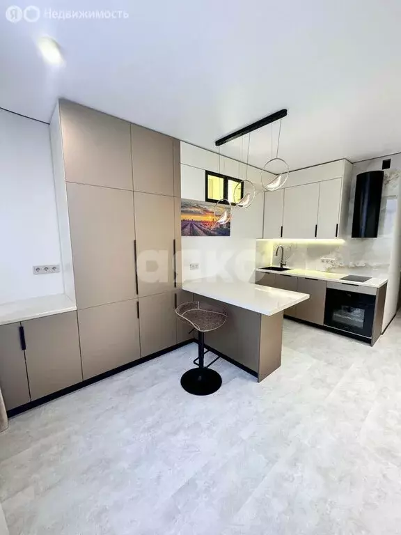 1-комнатная квартира: Анапа, улица Крылова, 15к2 (40 м) - Фото 1